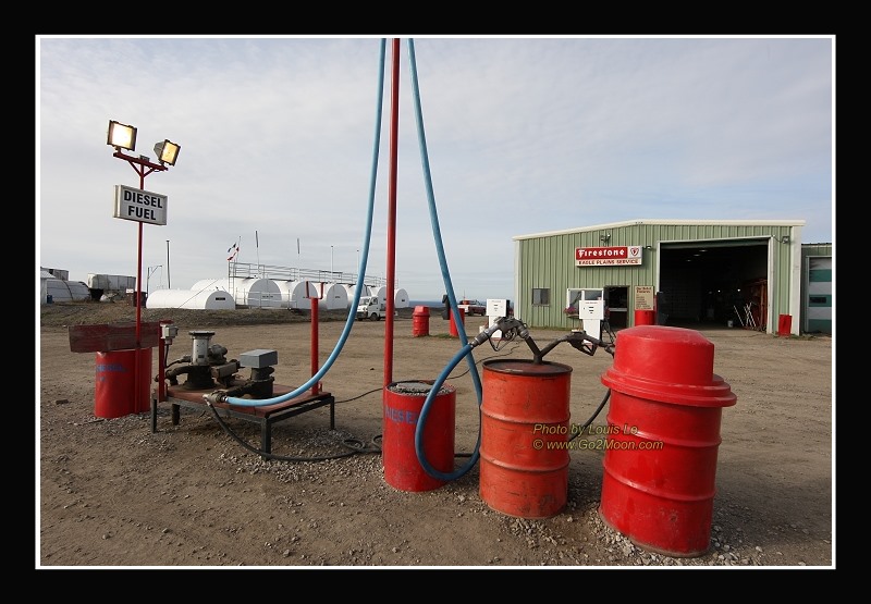 Eagle Plains Gas Station